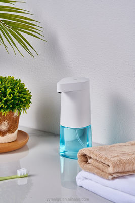 Oplaadbare zeep- en schuimverspreider Wandmontage Desktop Handsanitizer Touchless Mist Spray Wegwerp